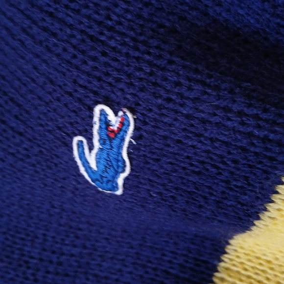 Lacoste VTG 100% Acrylic Striped‎ size 16 Sweatshirt SMALL FLAW - Picture 5 of 6